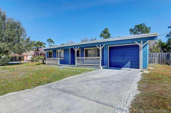 1841 SE Aneci St, Florida 34983, image 2