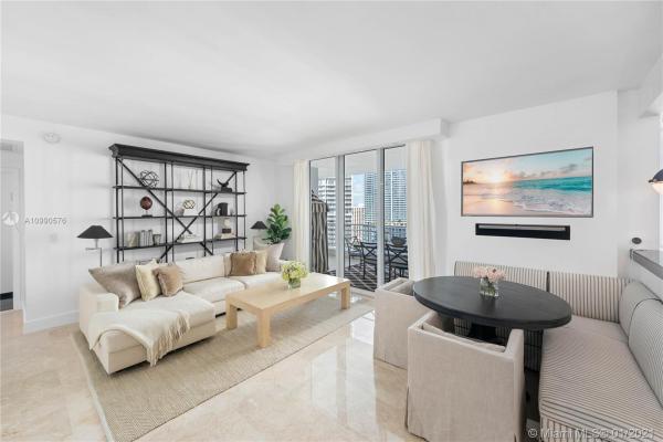Courts Brickell Key, 801 Brickell Key Blvd #2408, Miami, Florida 33131, image 2