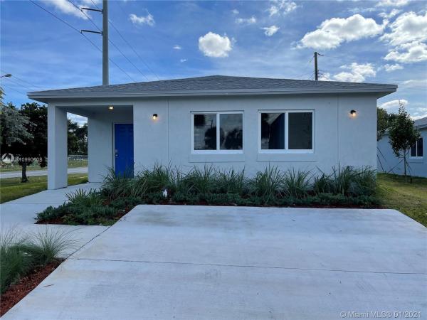 Liberia, 2204 Freedom St, Hollywood, Florida 33020, image 2