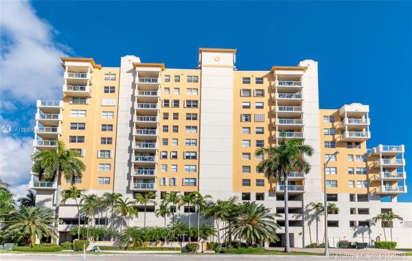 Bayview, 1625 John F Kennedy Cswy #905B, North Bay Village, Florida 33141, image 2