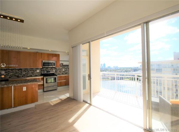 Del Prado North Towers, 18061 Biscayne Blvd #PH-01-2, Aventura, Florida 33160, image 1