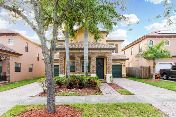 Silver Palms East, 24306 SW 113th Pass, Princeton, Florida 33032, image 2