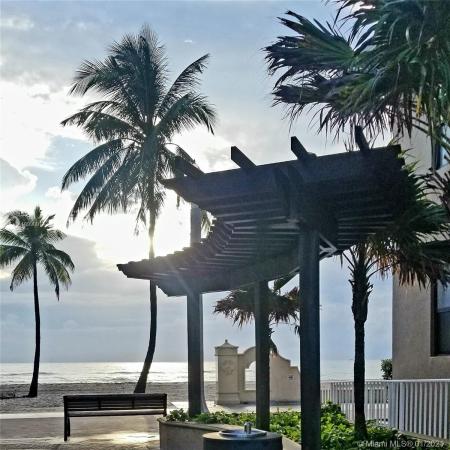 Flamingo Manors, 2114 N 14th Ct, Hollywood, Florida 33020, image 1