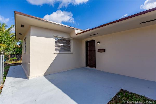 Sweetwater Groves, 11061 SW 5th St, Sweetwater, Florida 33174, image 2