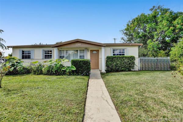 Riverdale Estates, 3390 NW 205th St, Miami Gardens, Florida 33056, image 2