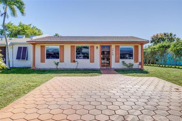 Leslie Estates, 2868 NW 197th Ter #197, Miami Gardens, Florida 33056, image 2