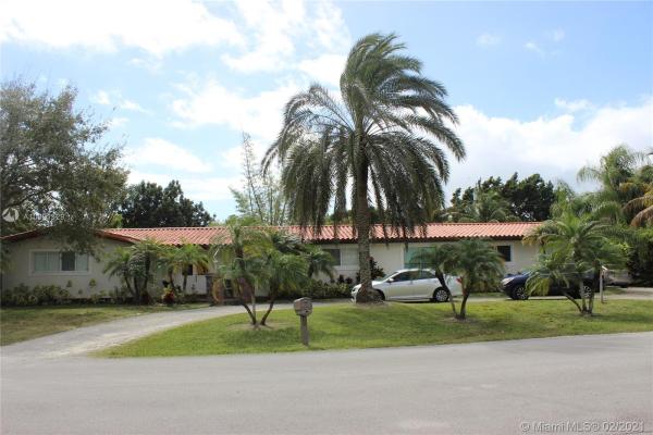 Ranchero Manors, 9240 SW 124th St, Kendall, Florida 33176, image 2