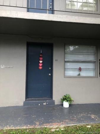 Villas Of West Bird, 3901 SW 112th Ave #11, University Park, Florida 33165, image 2