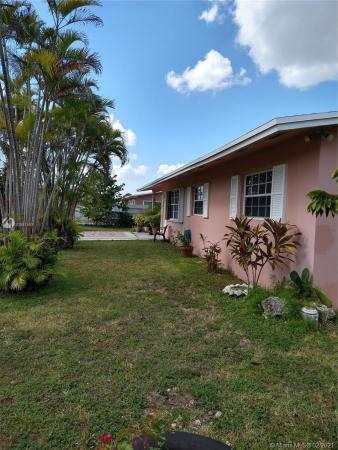Cutler Ridge, 9921 SW 214th St, Cutler Bay, Florida 33189, image 2