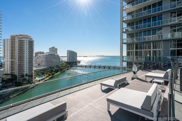 Icon Brickell Tower 3, 485 Brickell Ave #3811, Miami, Florida 33131, image 2