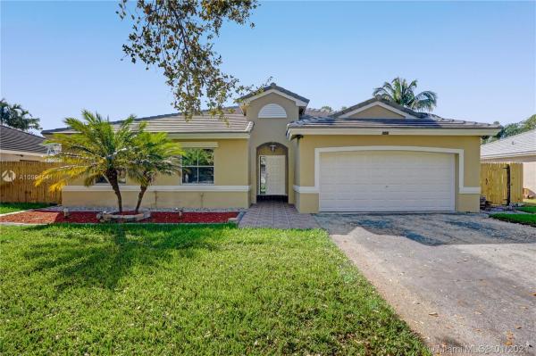 Amber Lake, 9030 SW 20th St, Miramar, Florida 33025, image 2