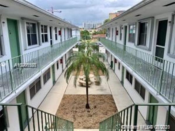 Palmview, 1824 Monroe St #2, Hollywood, Florida 33020, image 2