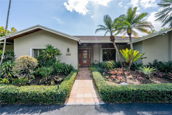 Clinton Grove Estates, 8240 SW 160th St, Palmetto Bay, Florida 33157, image 2