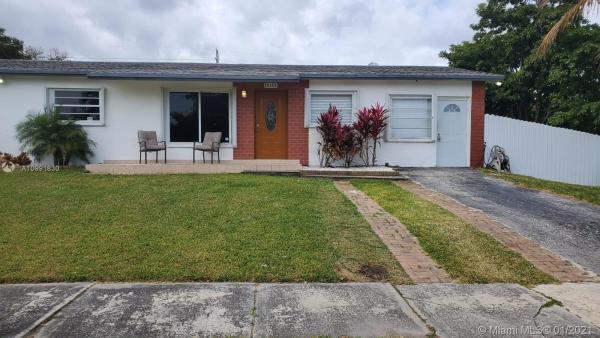26154 SW 126th Ct, Unincorporated Dade County, Florida 33032, image 2