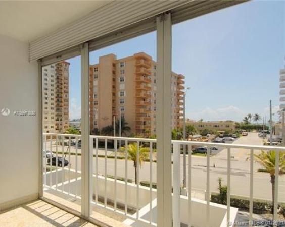 Trafalgar Towers, Hollywood, Florida 33019, image 2