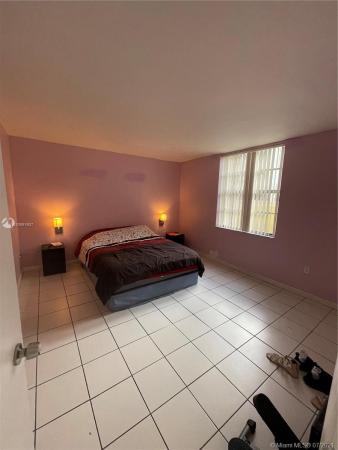 Samari Lake East, 10000 NW 80th Ct #2119, Hialeah Gardens, Florida 33016, image 2
