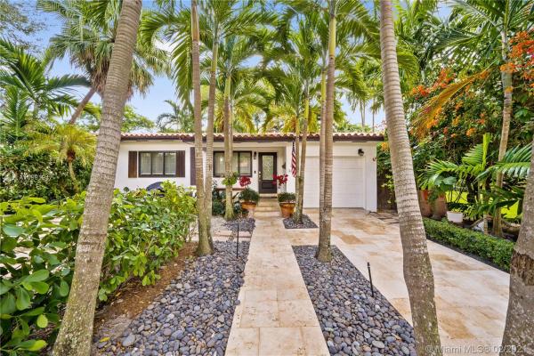 Riviera, 416 Rosaro Ave, Coral Gables, Florida 33146, image 2