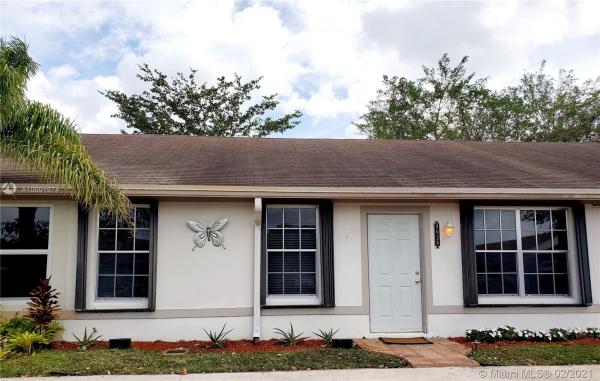 The Mews At Arrowhead, 8026 SW 20th Ct, Davie, Florida 33324, image 2