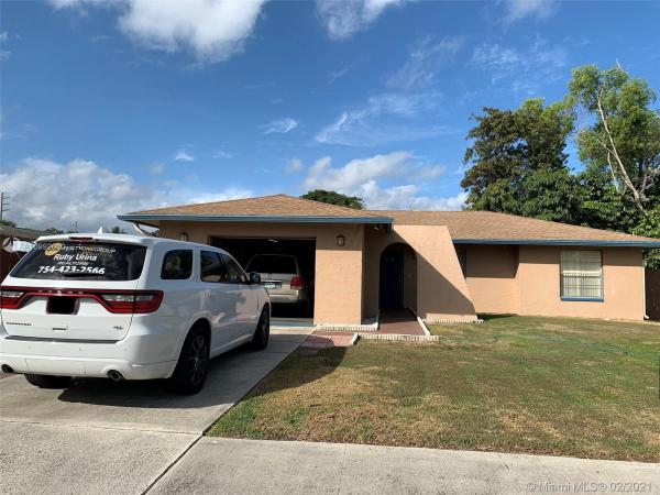 The Forest Homes, 5931 Bosque Ln, West Palm Beach, Florida 33415, image 2