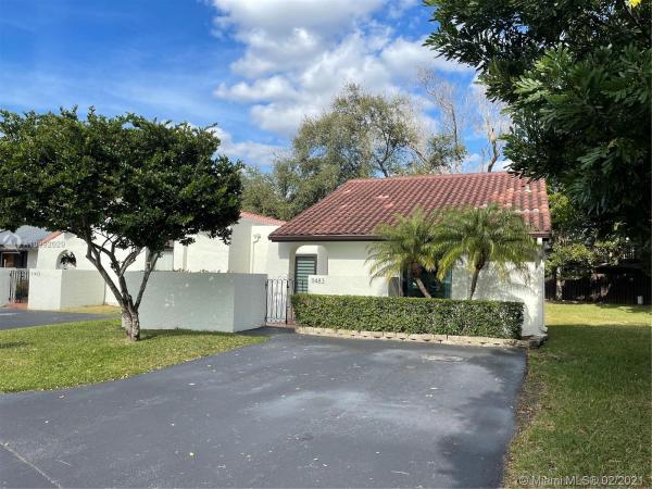 Town Villas In The Crossings, 11483 SW 133rd Pl, The Crossings, Florida 33186, image 2
