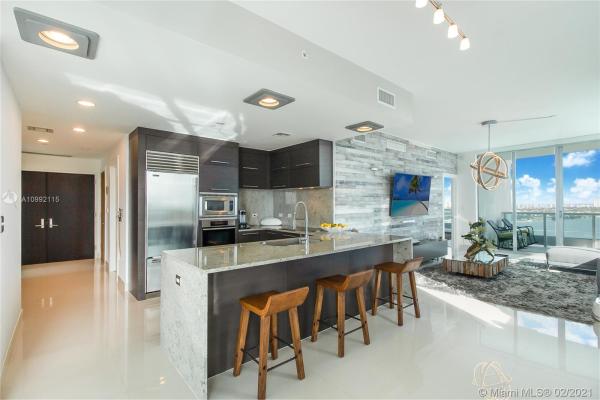 900 Biscayne Bay, 900 Biscayne Blvd #2501, Miami, Florida 33132, image 2