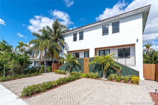 1619 NE 109th St #B, Unincorporated Dade County, Florida 33161, image 2