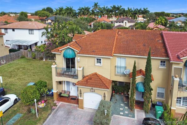 15849 SW 70th Ter, Unincorporated Dade County, Florida 33193, image 2
