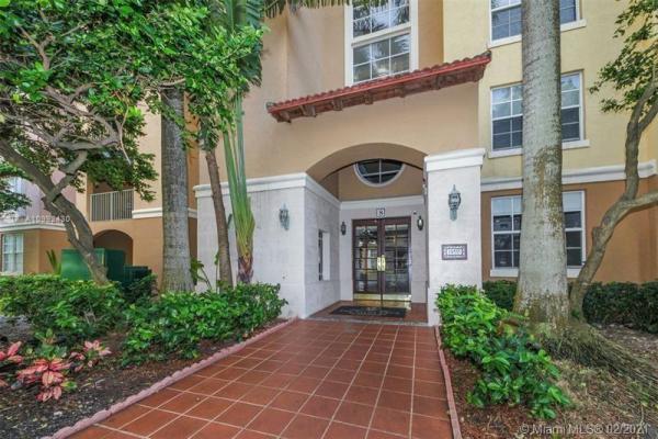 The Yacht Club At Aventura, 19501 E Country Club Dr #9307, Aventura, Florida 33180, image 1