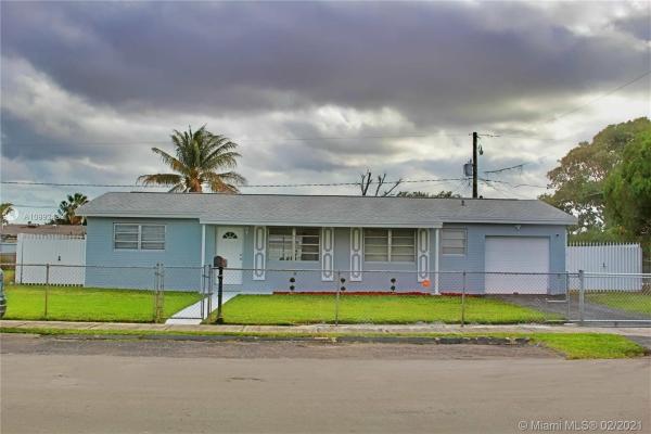 Liberty Homes Estates, 2792 NW 212 St #, Miami Gardens, Florida 33056, image 2