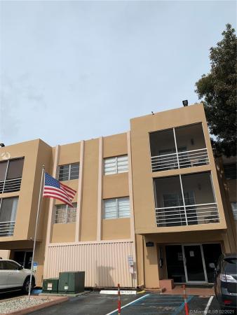 Palmetto Fairway, 15888 SW 95th Ave #323, Palmetto Estates, Florida 33157, image 2