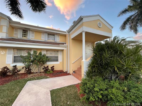 Centergate, 2286 SE 27th Dr #205G, Homestead, Florida 33035, image 2