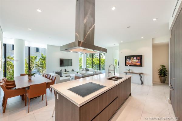 101 Key Biscayne, 101 Sunrise Dr #A-204, Key Biscayne, Florida 33149, image 1