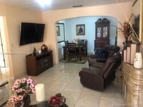 Washburns, 1960 NW 22nd Ct, Miami, Florida 33125, image 2