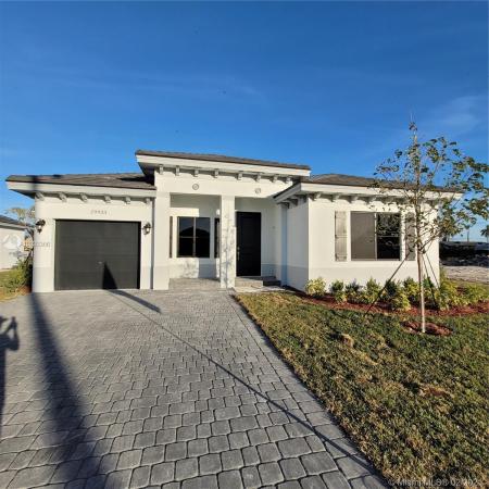 15761 SW 299th St, Leisure City, Florida 33033, image 2