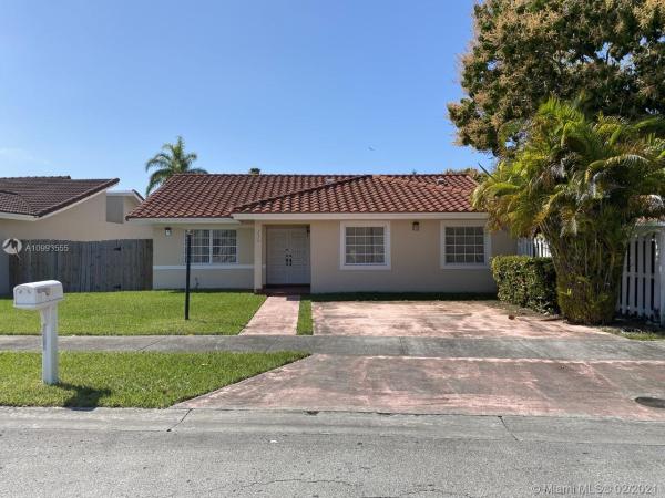 Munne Royal Homes, 10150 SW 143rd Pl, The Hammocks, Florida 33186, image 2