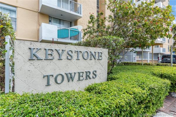 Keystone Towers, 2020 NE 135th St #205, North Miami, Florida 33181, image 2