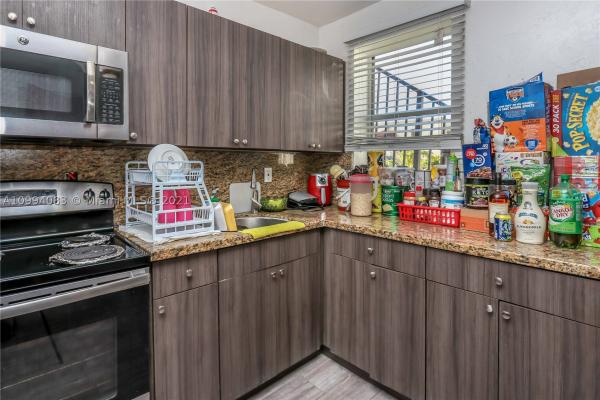 Idlewild Park, 154 SW 18th Ct, Miami, Florida 33135, image 3