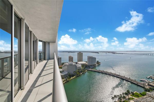 Icon Brickell Tower 2, 495 Brickell Ave #3611, Miami, Florida 33131, image 2