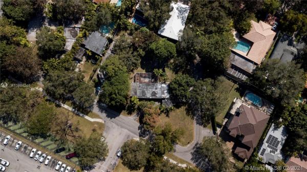 Sunshine Vistas, 4150 Loquat Ave, Miami, Florida 33133, image 2