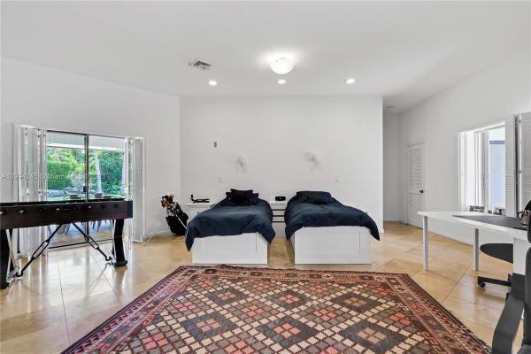 Cape Florida, 10 Island Dr, Key Biscayne, Florida 33149, image 1