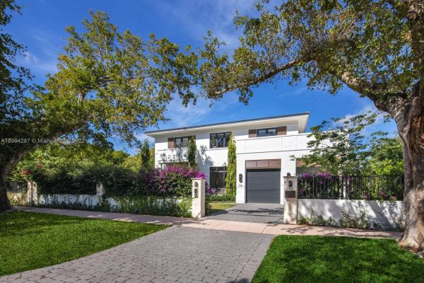 Riviera, 715 S Alhambra Cir, Coral Gables, Florida 33146, image 2