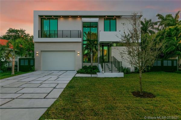 Golden Shores Ocean Boulevard Estates, 342 189th Ter, Sunny Isles Beach, Florida 33160, image 2