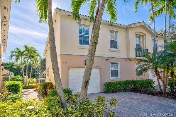 Catalina Lakes, 232 Fortuna Dr, Palm Beach Gardens, Florida 33410, image 2