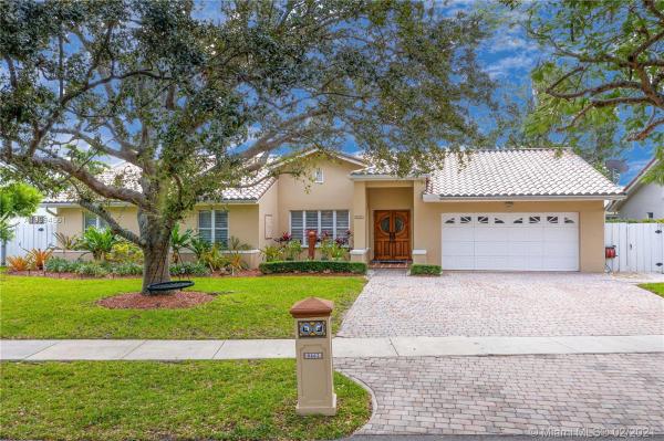Dadeland Park, 8462 SW 82nd Ter, Glenvar Heights, Florida 33143, image 2