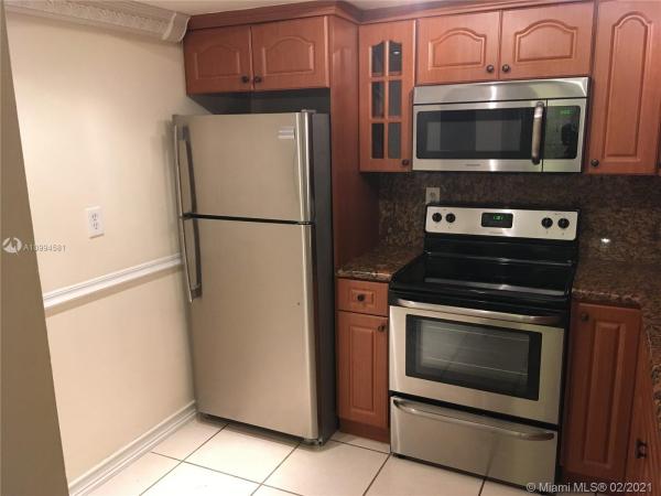 Westbird Village, 3620 SW 114th Ave #2109, University Park, Florida 33165, image 2
