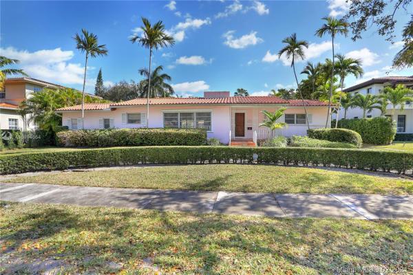 Coral Gables Country Club, 3711 Anderson Rd, Coral Gables, Florida 33134, image 2