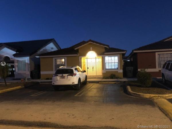 Les Fontaines, 8919 NW 119th Ter #68, Hialeah Gardens, Florida 33018, image 2