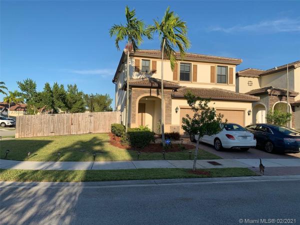 The Tides At Isles Of Bayshore, 22739 SW 92nd Pl, Cutler Bay, Florida 33190, image 2