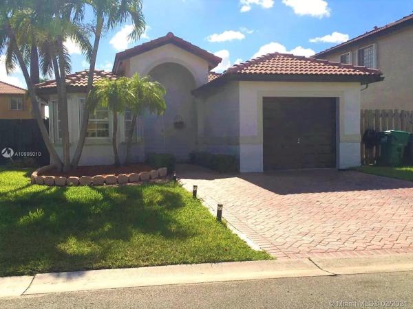 Bonita Lakes, 13334 SW 118th Pl, Three Lakes, Florida 33186, image 2