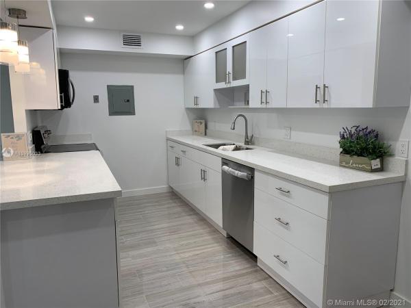 Kings Creek South, 7747 SW 86th St #D202, Kendall, Florida 33143, image 2